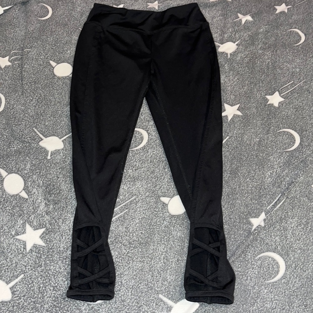 These are some basic black leggings but very comfortable and cute!